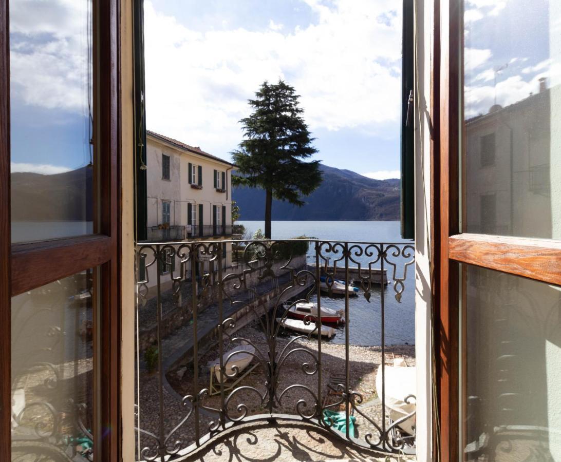 Mamma Ciccia Holiday Home - Lake Front Apartment Mandello del Lario Exterior photo